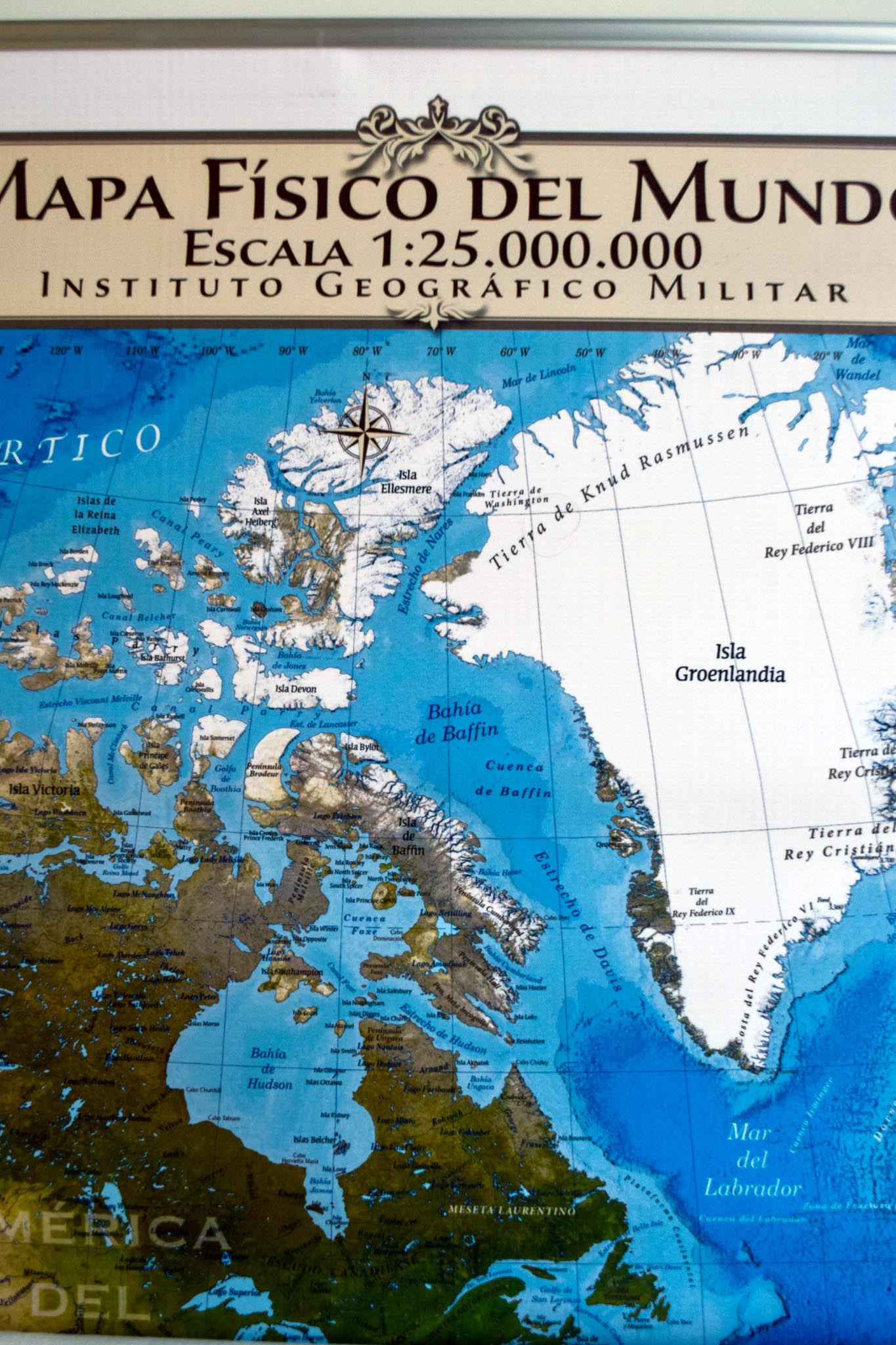 Mapa Físico del Mundo (Gran Formato)  - Lámina con Flejes